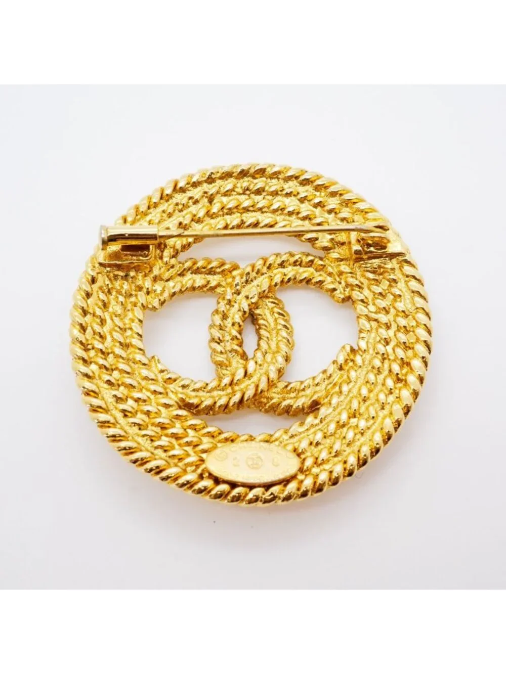 CHANEL brooch vintage